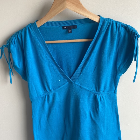 Gap v neck top x small - Picture 4 of 5